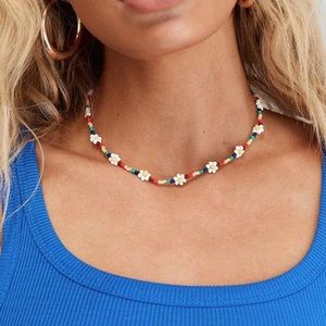 Princess Polly Flower Life Necklace